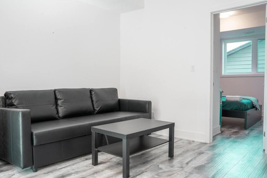 Apartment Tranquil Bliss Retreat Near 6min Drive To Falls Niagara Falls